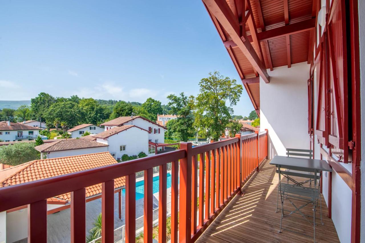 Residence Ker Enia Meubles De Tourisme Cambo-les-Bains Eksteriør bilde