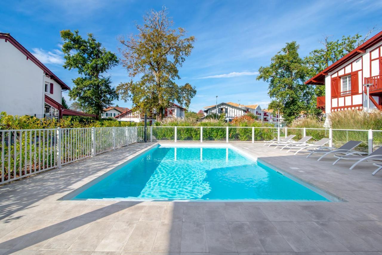 Residence Ker Enia Meubles De Tourisme Cambo-les-Bains Eksteriør bilde